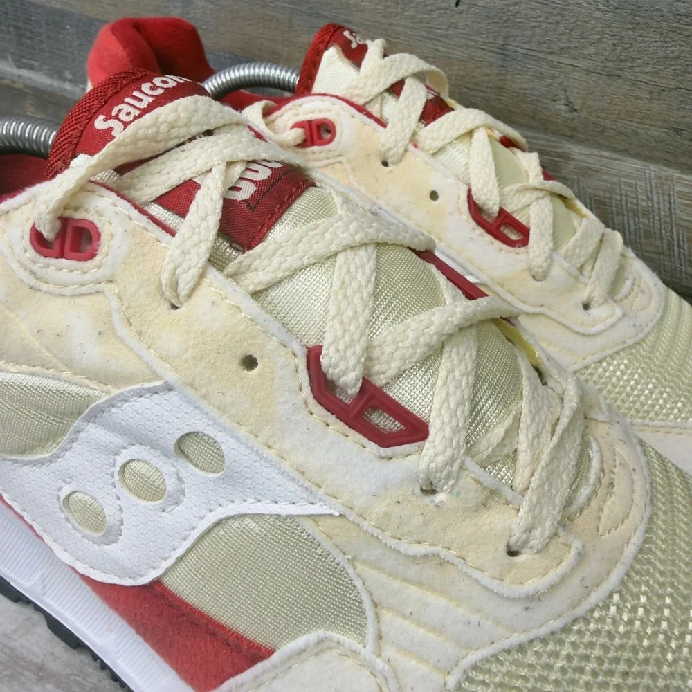 Saucony Shadow 5000 Men Size 11 Sneakers Retro Running Cream Red 2015